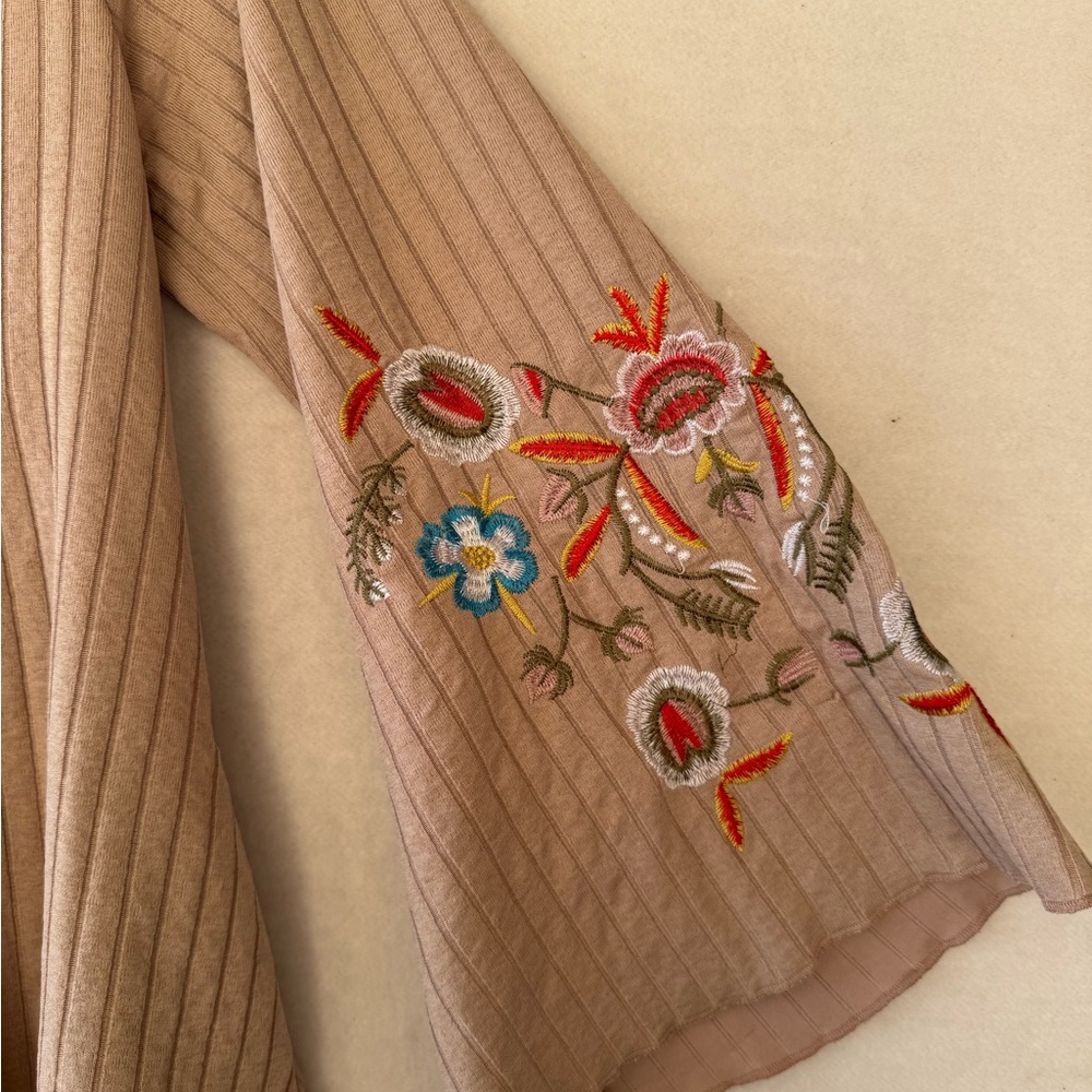 BohoBeauRoseBoutique Embroidered Tan Blouse - Picture 6 of 7